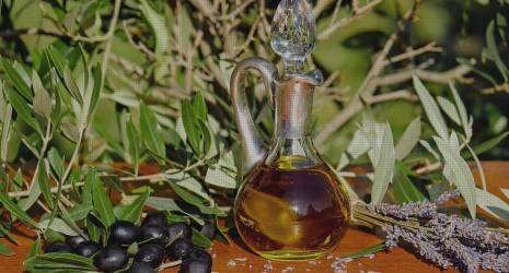 ¿Los tapones de drenaje de aceite son compatibles con todo tipo de aceites?